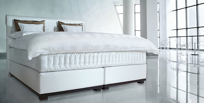 Luxusní postel Kuperus Alexia.