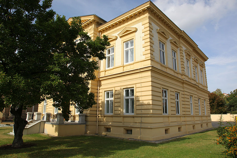 Rekonstrukce luxusní vily vrátila centru města jednu z klasických, krásných budov.