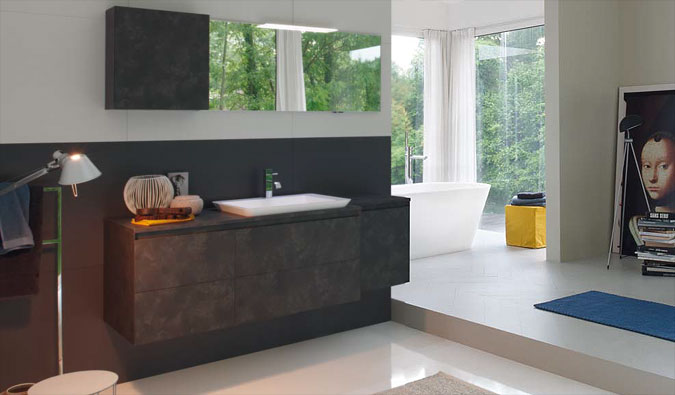 Moderní koupelny jsou definovány jako koupelny v industriálním, nebo minimalistickém sylu.